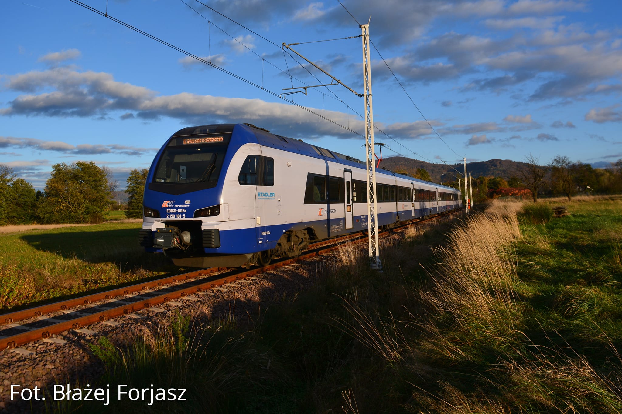 zespół trakcyjny ED160 jako pociąg Intercity