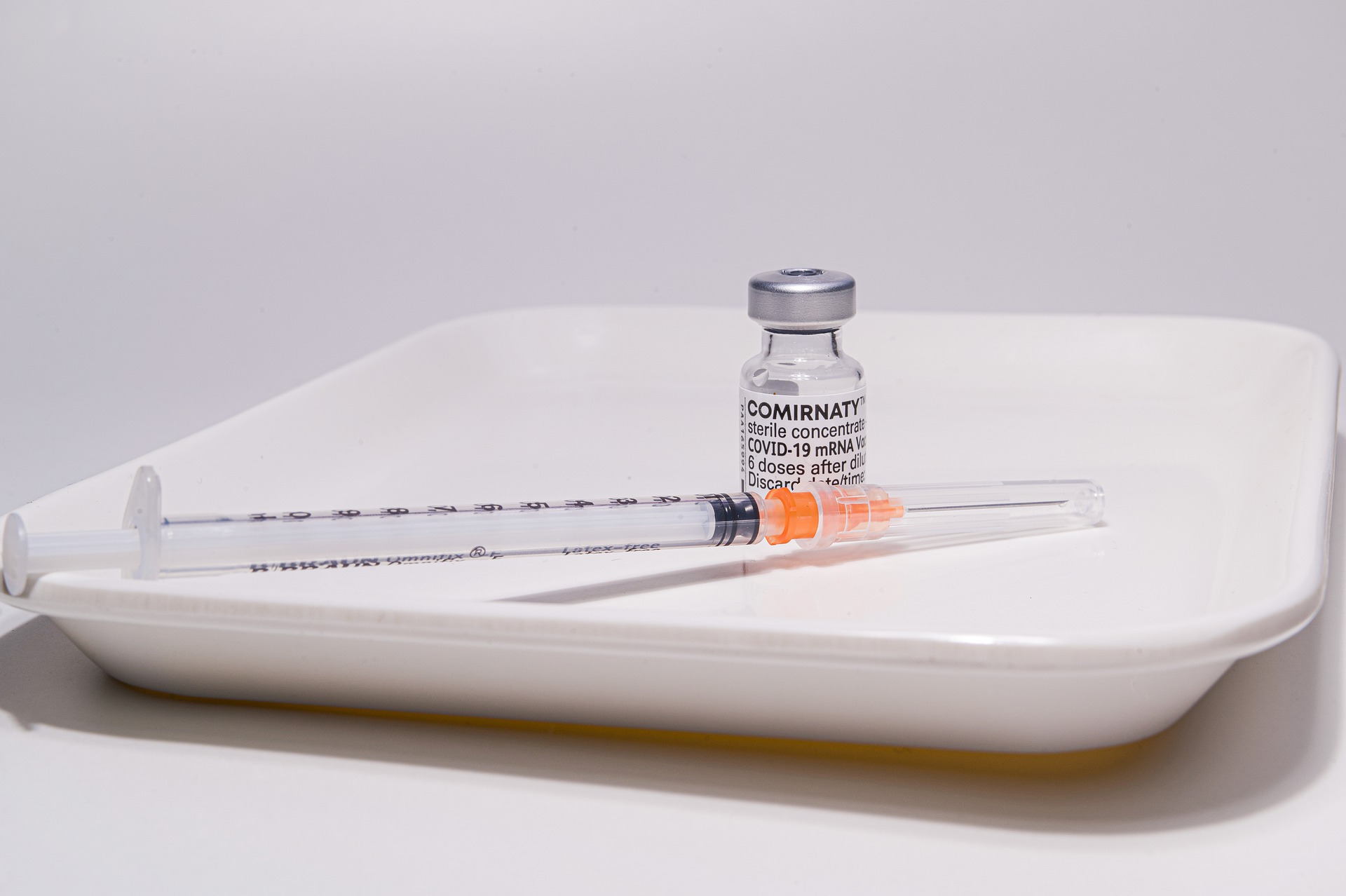 Szczepionka przeciwko COVID-19, fot. Pixabay